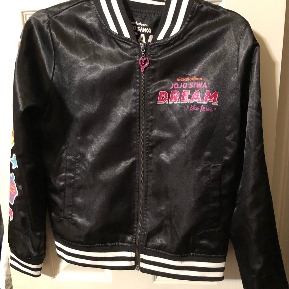 JoJo SIWA DREAM the tour black jacket. Size XS.